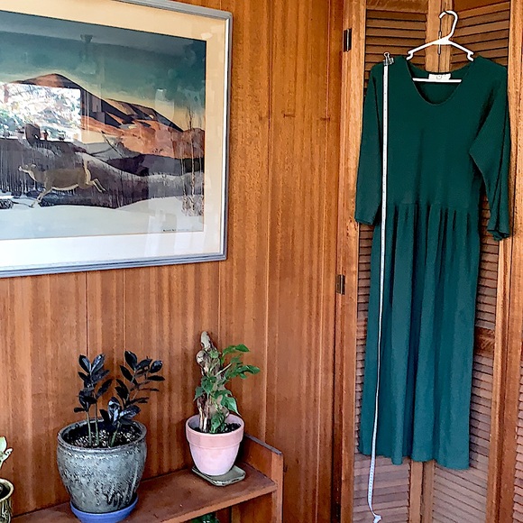 Vintage Waffle Weave Forest Green Dress (has pockets!) - Picture 9 of 9